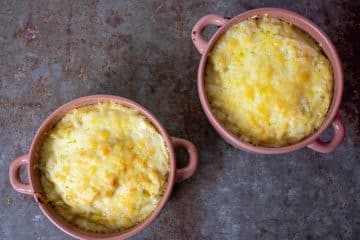 Bloemkoolpuree met kaas uit de oven | Foodaholic.nl